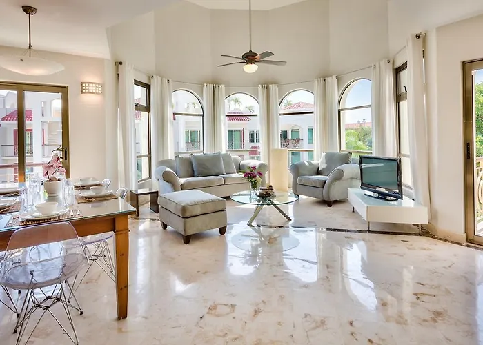 Paseo Luxury Apartment